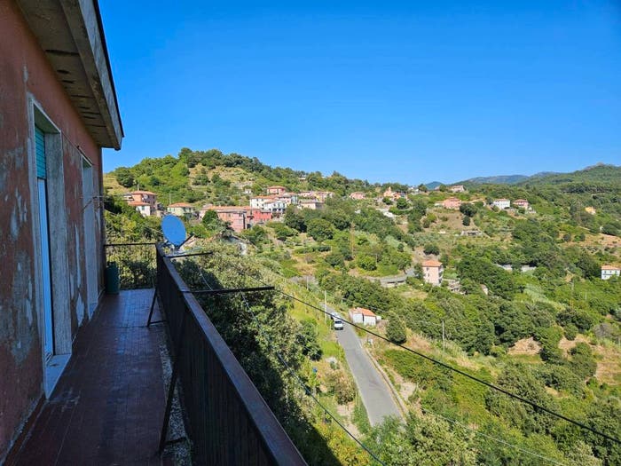 Casa con 6 locali in vendita in Via Aurelia, Bracco, Moneglia