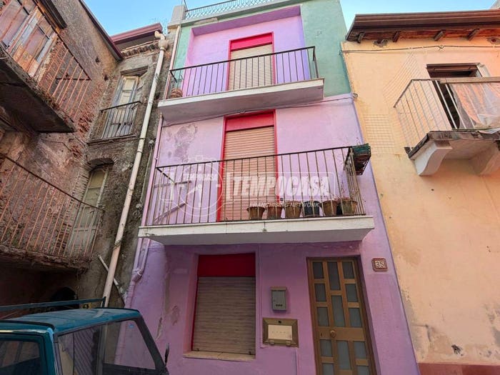 Appartamento trilocale in vendita in Strada Provinciale, Giampilieri, Messina
