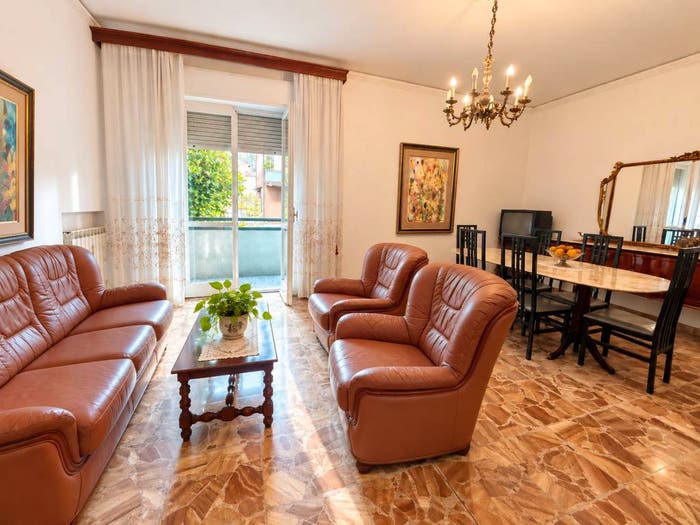 Appartamento con 6 locali in vendita in Via Barcara, Centro, Aulla
