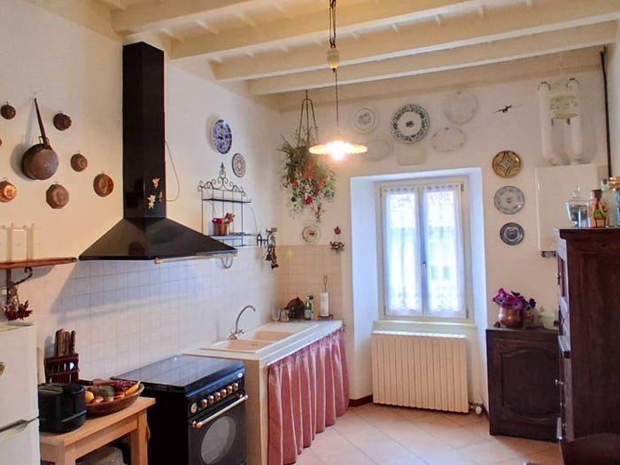 Casa quadrilocale in vendita in Via Vittorio Emanuele II, Centro, Brivio
