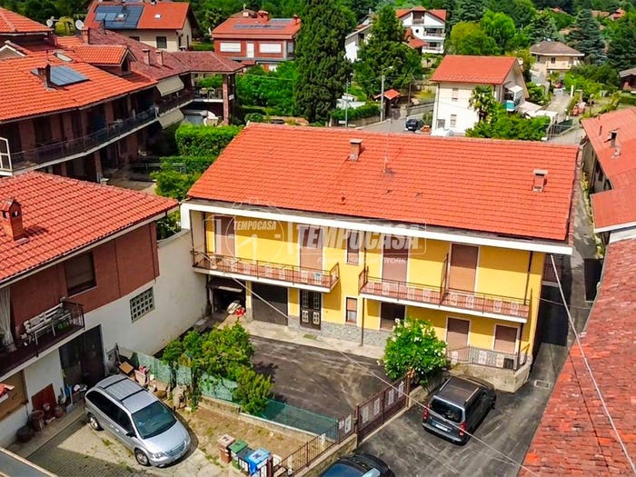 Casa con 6 locali in vendita in Vicolo Cristoforo Colombo, Villarbasse