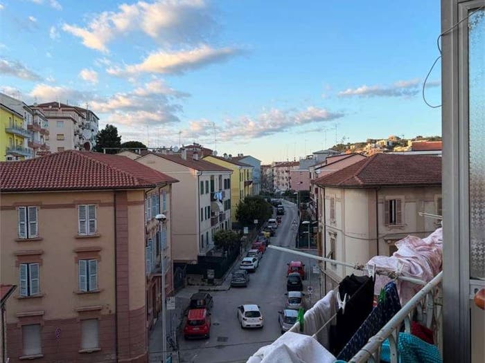 Appartamento bilocale in vendita in Viale Cristoforo Colombo, Piano, Ancona