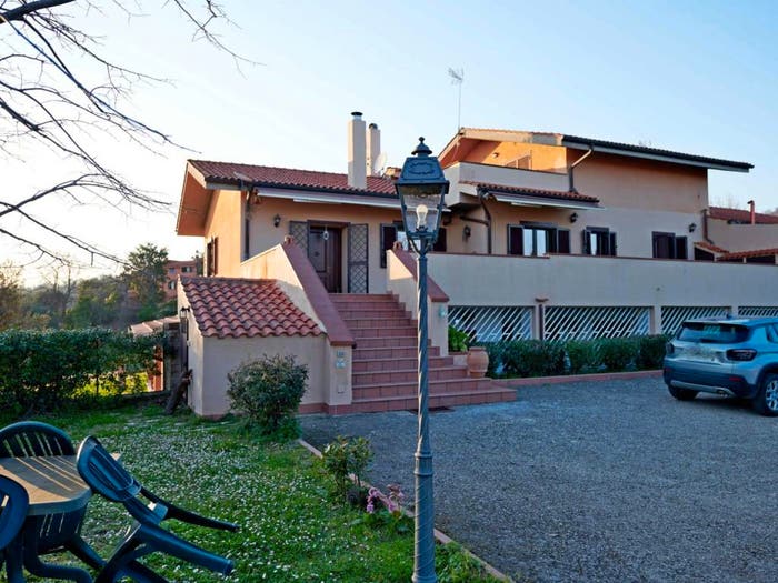 Casa con 6 locali in vendita in Via Monte Calcaro, Sacrofano
