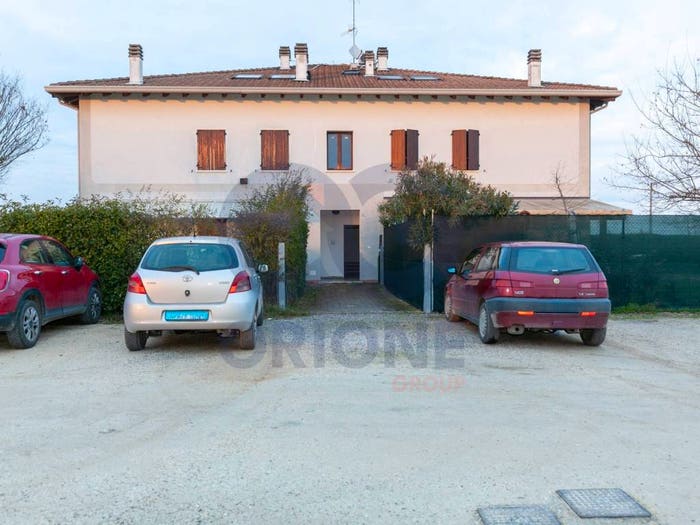 Appartamento trilocale in vendita in Via Biagio Rossetti, Frazioni Nord, Cento
