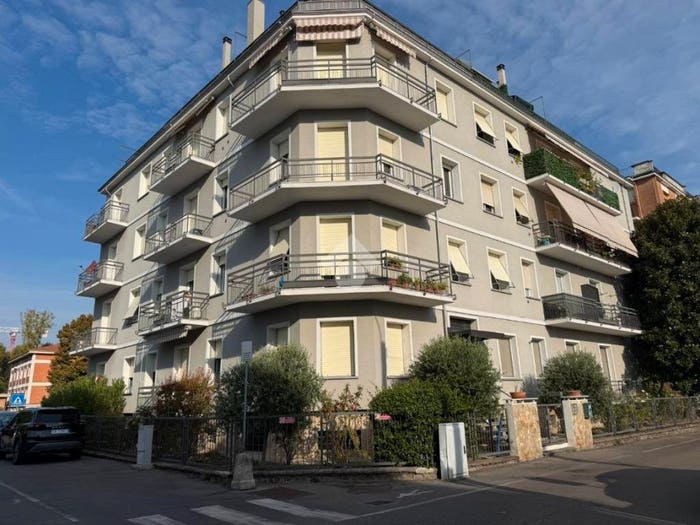 Appartamento trilocale in vendita in Via Pietro Rubini, Ospedale Volturno, Parma