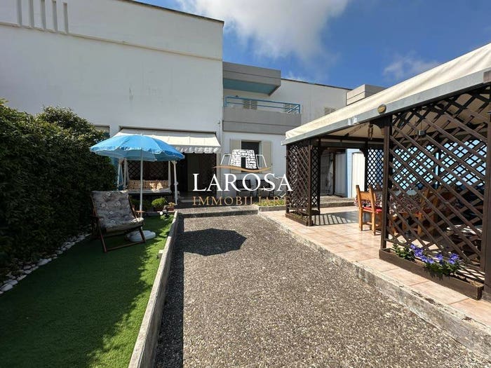 Casa trilocale in vendita in Via Tina Pica, Torre Dell'orso, Melendugno