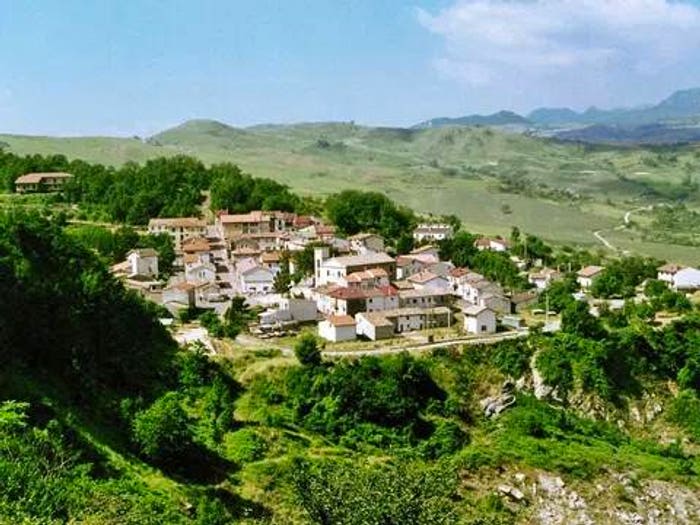 Appartamento quadrilocale in vendita in Corso Italia No Number, Montebello sul Sangro