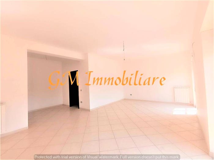 Appartamento trilocale in vendita in Via Ferrarecce, Ferrarecce Università, Caserta