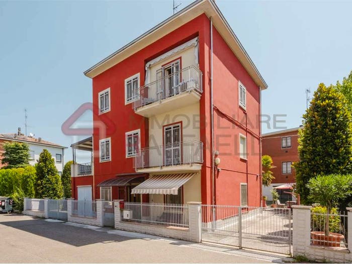Casa con 6 locali in vendita in via sandro botticelli, Buon Pastore Parco Amendola, Modena