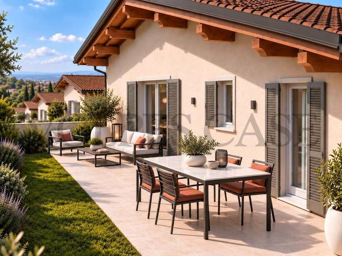Casa quadrilocale in vendita in Via Emilia, Santa Lucia, Fonte Nuova