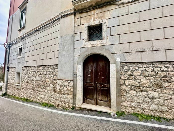 Appartamento trilocale in vendita in Via Trieste, Alvignano