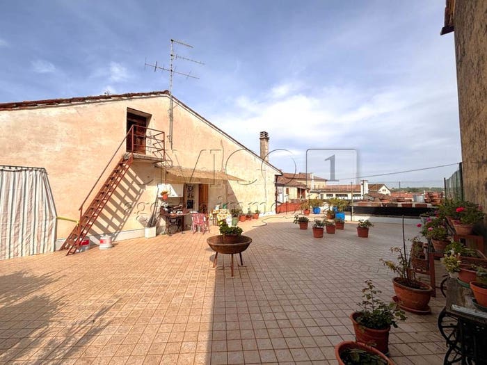 Appartamento con 6 locali in vendita in Via M Marinoni, Barbarano Vicentino, Barbarano Mossano