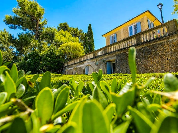 Casa con 6 locali in vendita in VIA ABBADIA, Osimo