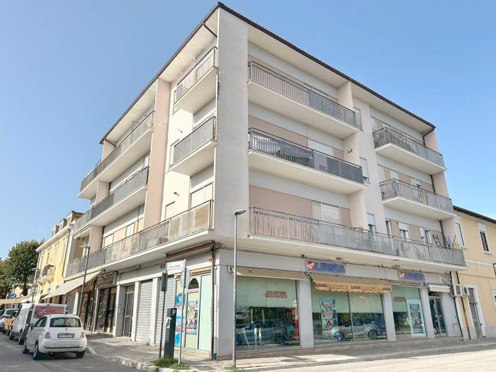 Appartamento quadrilocale in vendita in Via del Mercato, Centro, Avezzano