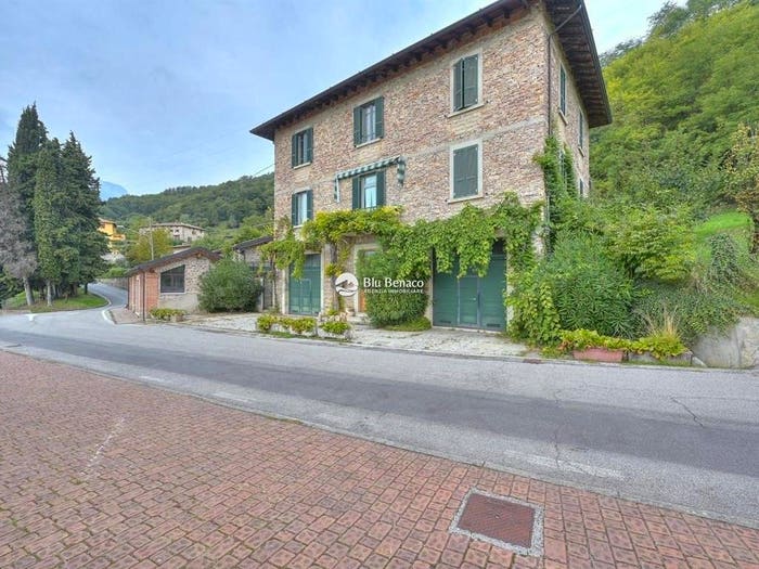 Casa con 6 locali in vendita in Via Liano, Liano Formaga, Gargnano