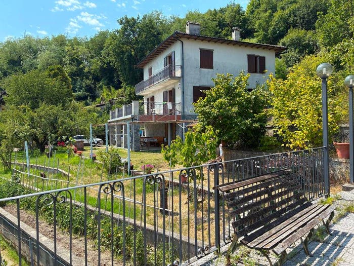 Casa con 6 locali in vendita in Località Cheirasca, Gavi