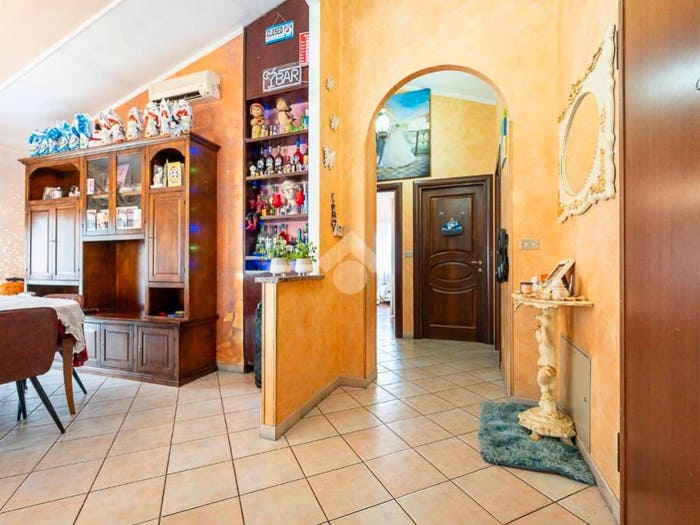 Appartamento con 5 locali in vendita in Via plava, Borgata Paradiso Sud, Collegno