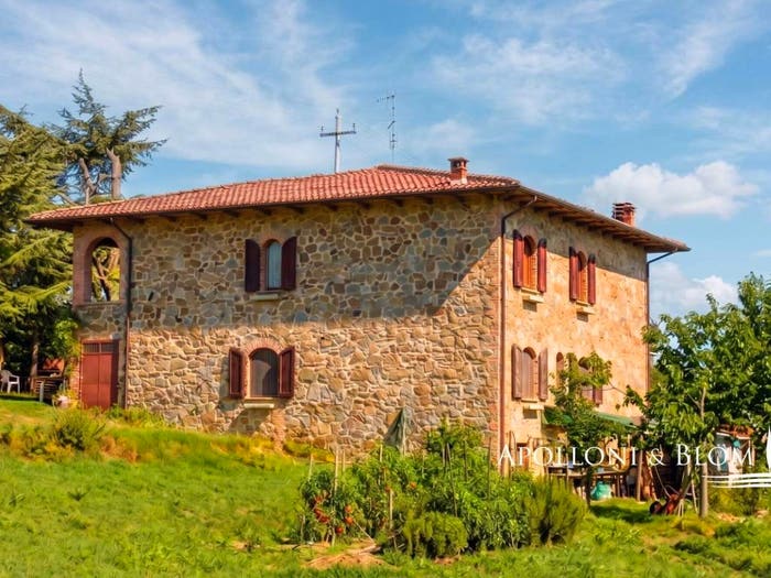 Casa con 6 locali in vendita in Strada Provinciale del Pecorile, Trequanda