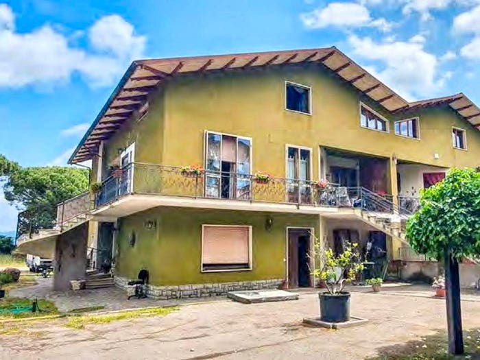 Casa con 6 locali in vendita in Via Marchetti N, I Cuffi Marchetti, Castiglione del Lago