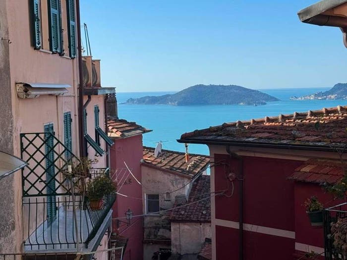 Appartamento trilocale in vendita in VIA CASAMENTO, La Serra Tellaro, Lerici