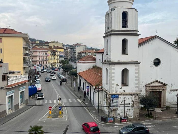 Appartamento quadrilocale in vendita in Via Ceffato, Centro, Eboli