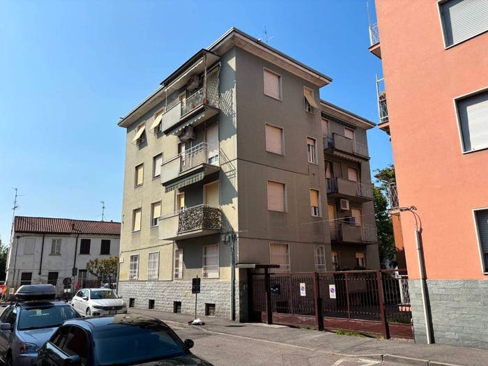 Appartamento trilocale in vendita in Via Liguria, San Giuseppe, Monza