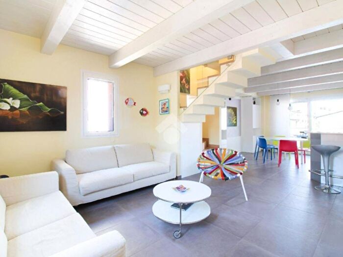 Appartamento trilocale in vendita in Via G Properzi, Porto San Giorgio