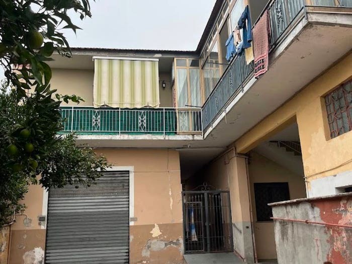 Appartamento quadrilocale in vendita in Via Guglielmo Marconi, Terzigno