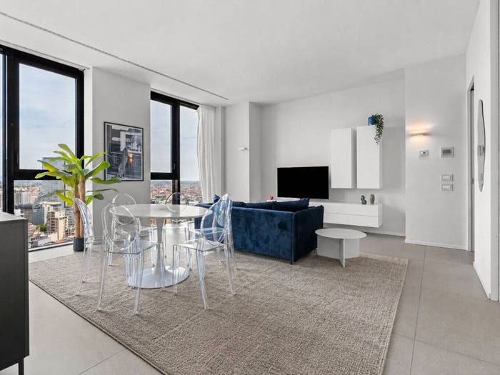 Appartamento bilocale in vendita in Viale della Liberazione, Porta Nuova, Milano