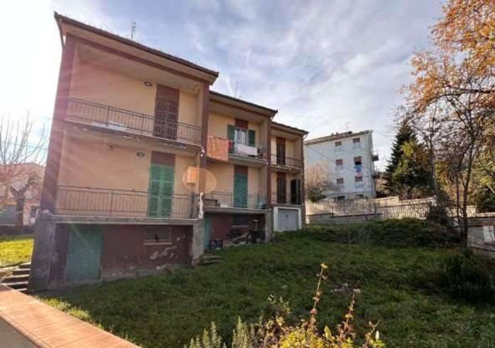 Casa con 5 locali in vendita in Viale Gioacchino Rossini, Centro, Serra Sant'Abbondio