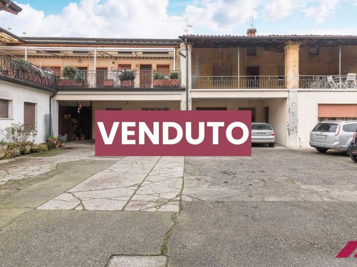 Casa con 5 locali in vendita in Via Roma, Centro, Mairano