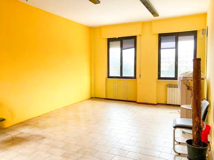 Appartamento trilocale in vendita in Via Marco Perennio, Arezzo