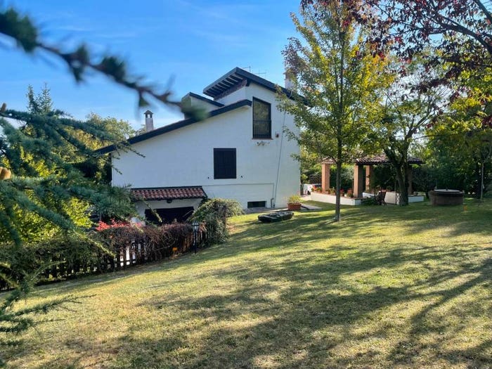 Casa quadrilocale in vendita in Località Torrazzo, Gazzola
