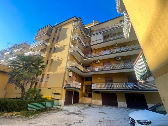 Appartamento trilocale in vendita in Viale Europa, Centro, Cassino