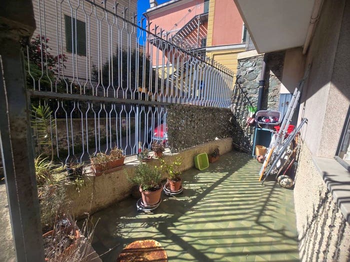 Appartamento quadrilocale in vendita in Via Francesco Ravaschio, Sestri Ponente, Genova