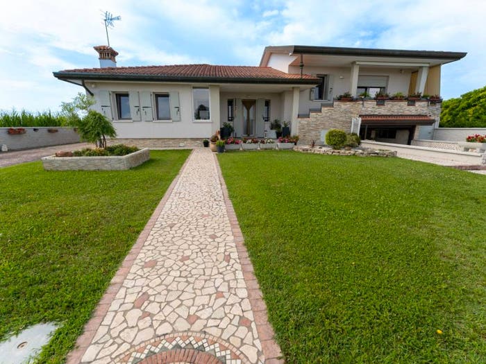 Casa quadrilocale in vendita in Via Giuseppe Verdi, Civé, Correzzola