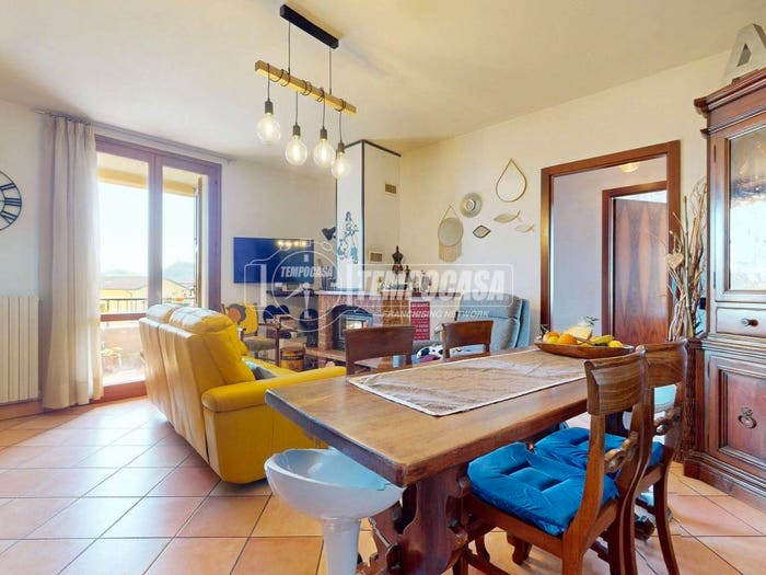 Appartamento quadrilocale in vendita in Via Francesco Petrarca, Sant'antonio, Pavullo nel Frignano