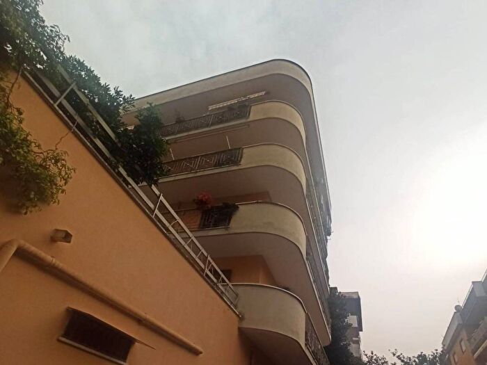Casa trilocale in vendita in Via Francesco Petrarca, Parco Cerasole, Caserta