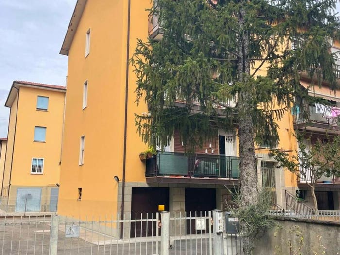 Appartamento trilocale in vendita in Via Giuseppe Tanari, Centro, Castel San Pietro Terme