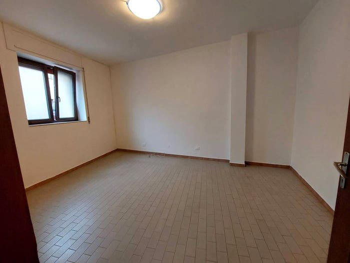 Appartamento bilocale in vendita in Via Ernesto De Angeli, Centro, Omegna