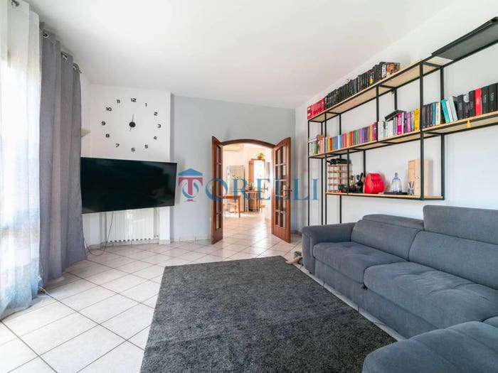 Appartamento quadrilocale in vendita in Via Trasimeno, Pinarella, Cervia