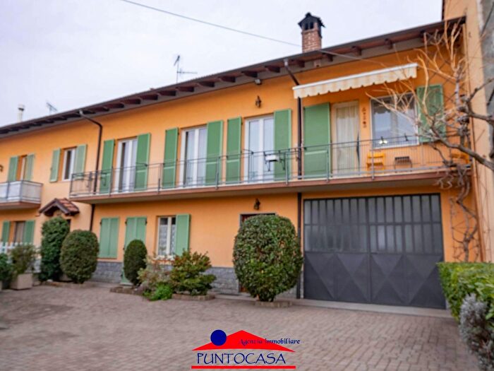 Casa con 6 locali in vendita in Via Pratavecchia a, Dronero