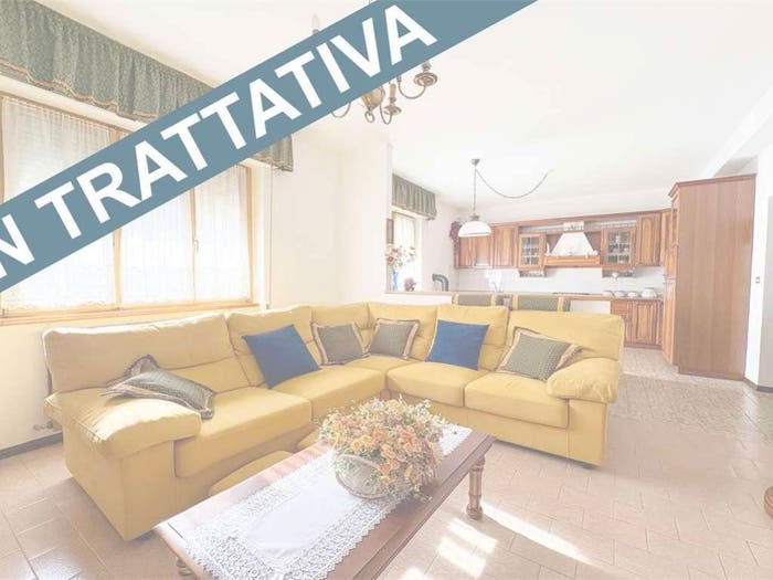 Appartamento con 6 locali in vendita in Strada Comunale Del Palazzo Vertemate, Prosto, Piuro
