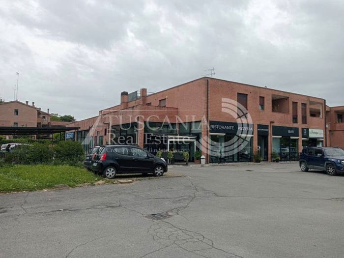 Casa con 6 locali in vendita in Via della Resistenza, Badesse, Monteriggioni