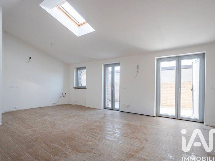 Appartamento trilocale in vendita in CONTRADA PESCHIERA, Macerata
