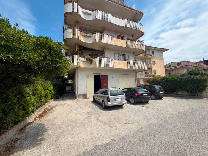Appartamento quadrilocale in vendita in Via Abate Roberto di Grandmesnil, Nicastro Sambiase, Lamezia Terme
