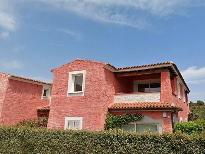 Appartamento trilocale in vendita in Loiri Porto San Paolo