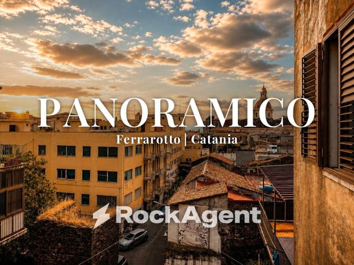 Appartamento quadrilocale in vendita in Via Antico Corso, Centro Storico, Catania