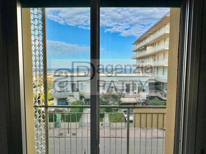 Appartamento trilocale in vendita in Viale Fratelli Vivaldi, Lido di Savio Lido di Classe, Ravenna