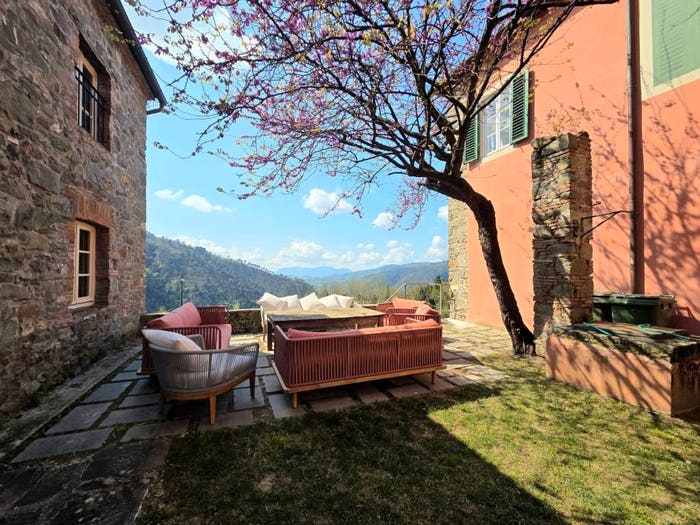 Casa con 6 locali in vendita in Via per Pieve di Brancoli, Brancoleria, Lucca